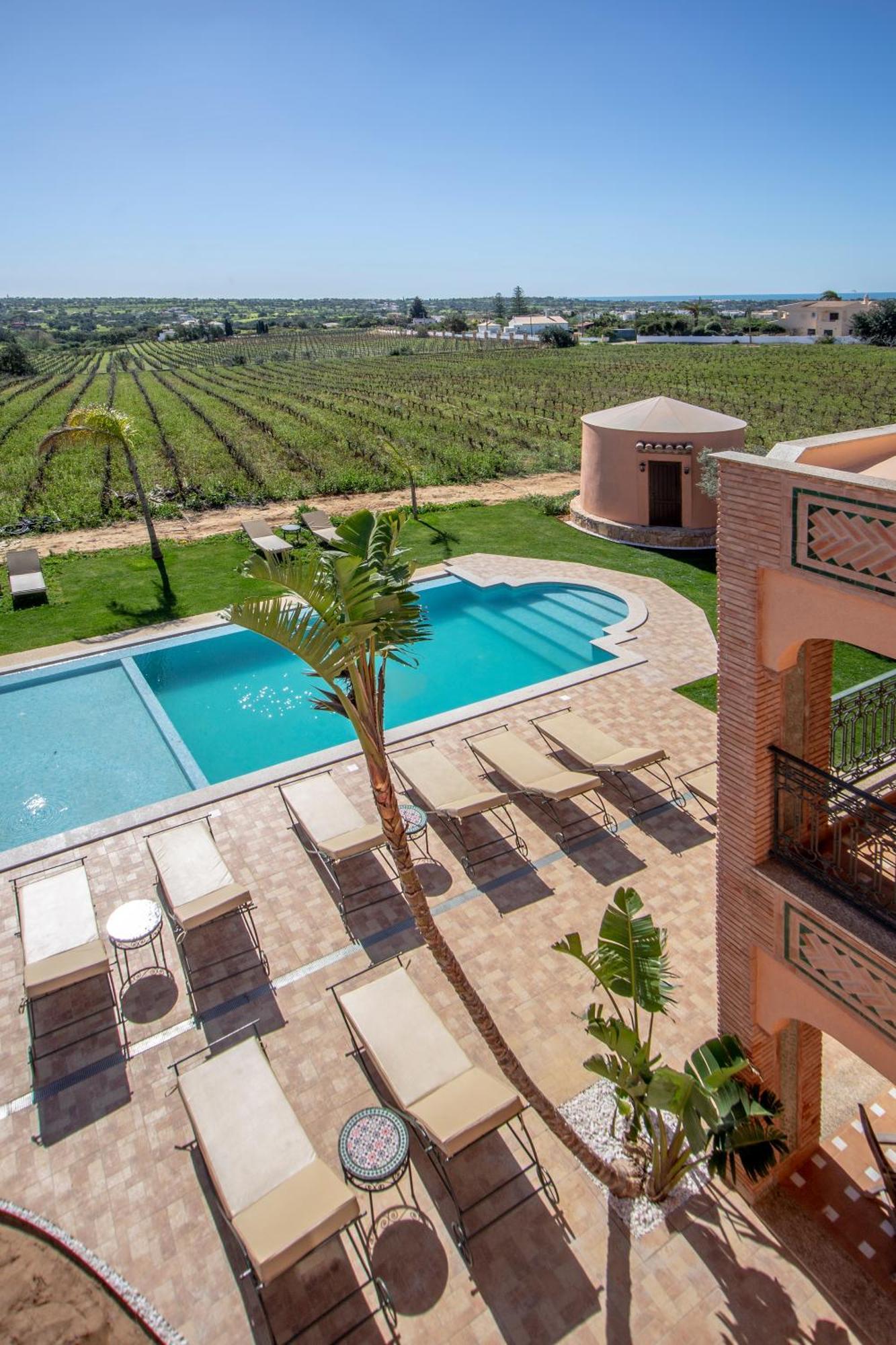 Al Karob Yoga Boutique Hotel Guia Kültér fotó